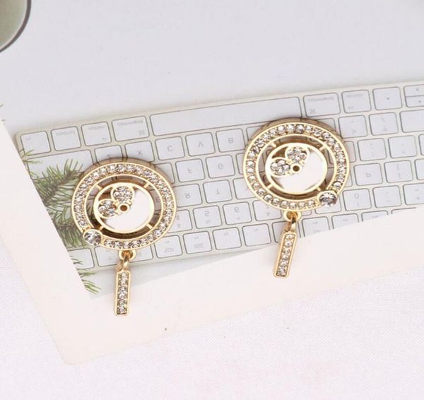 designers earrings womens 18k gold plated earring ear stud designer brand letter crystal rhinestone geometric classic women weddin8578717, Golden;silver
designers earrings womens 18k gold plated earring ear stud designer brand letter crystal rhinestone geometric classic women weddin8578717, Golden;silver