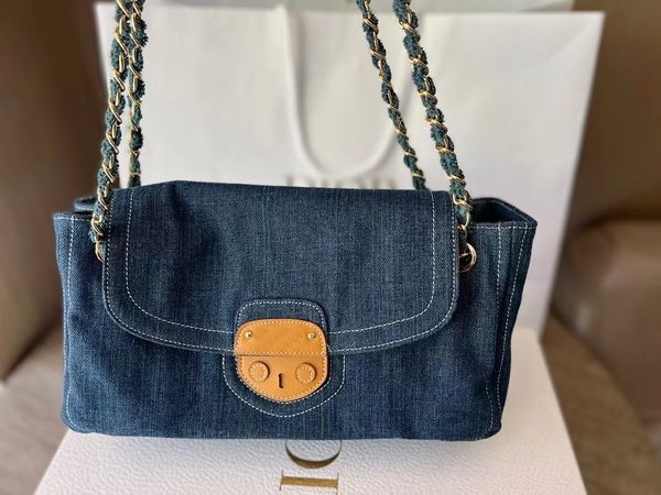 second-hand denim denim chain baghobo clutch messenger baglarge capacity underarm baghandbagfashion mom bagmobile phone bagstyle large capac
second-hand denim denim chain baghobo clutch messenger baglarge capacity underarm baghandbagfashion mom bagmobile phone bagstyle large capac
