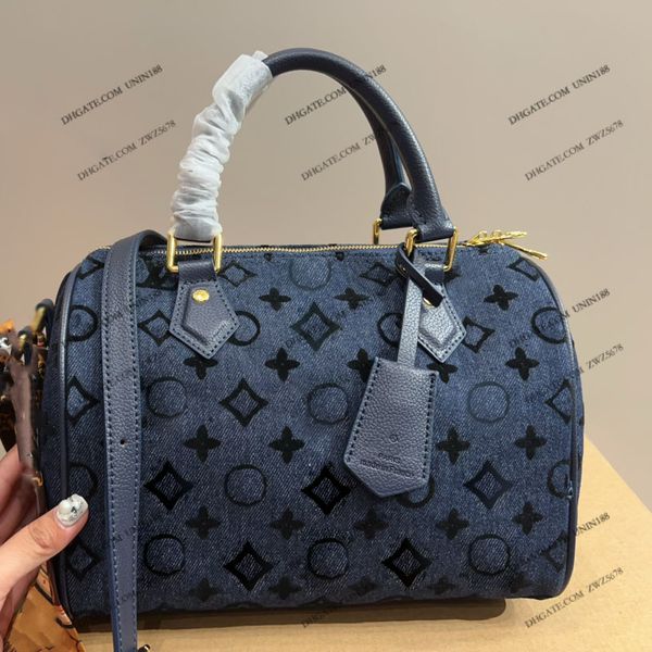 23ss women luxurys designer totes bags denim blue speedy poillow handbag embroidery flower ladies handbags with original gold meta messenger
23ss women luxurys designer totes bags denim blue speedy poillow handbag embroidery flower ladies handbags with original gold meta messenger