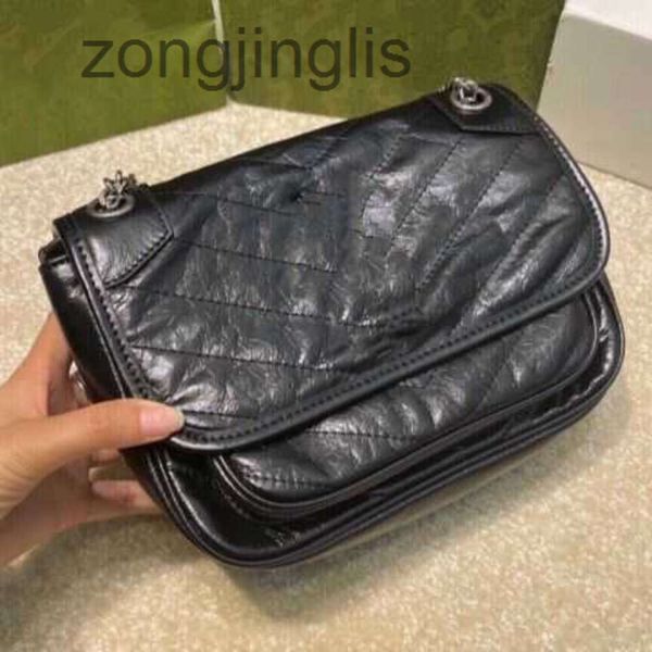 chain hands designer outlet women's bag wax shoulder niki yanglin classic puffer postman oil siant cowhide lourant crossbody net red 8k
chain hands designer outlet women's bag wax shoulder niki yanglin classic puffer postman oil siant cowhide lourant crossbody net red 8k