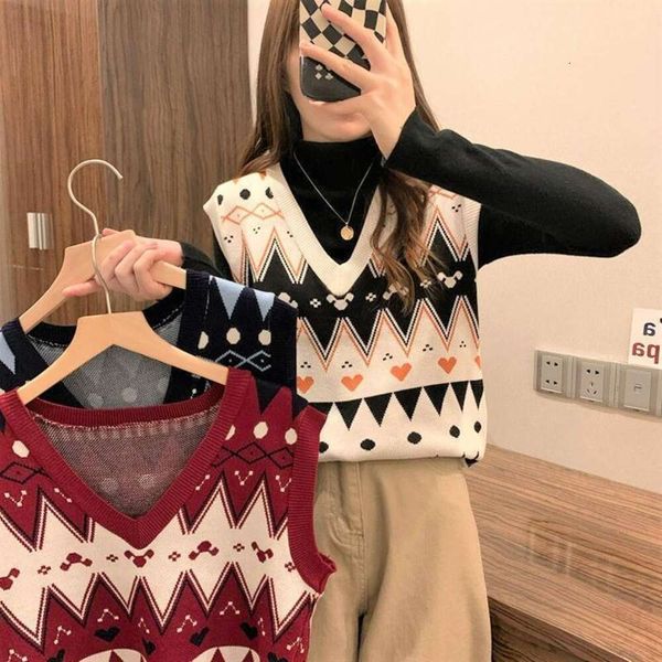 quality spring british style temperament womens vest mercerized cotton pullover v neck regular, Black;white
quality spring british style temperament womens vest mercerized cotton pullover v neck regular, Black;white