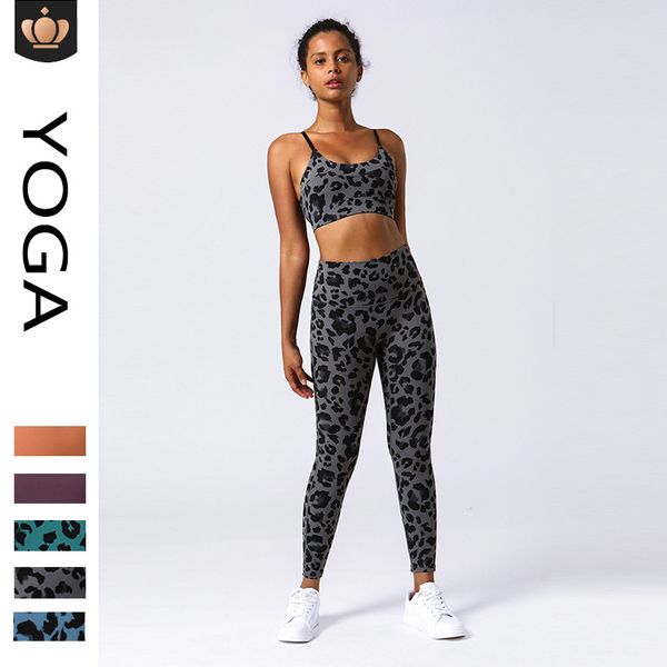 al yoga set women's high waist no awkwardness thread exposed umbilical leopard pattern yoga tight fitness set running sports sweatshirt
al yoga set women's high waist no awkwardness thread exposed umbilical leopard pattern yoga tight fitness set running sports sweatshirt
