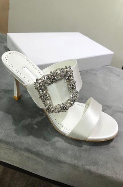 women039s thin heel buckle drill slippers designer shoes fashion pointed real silk leather back travel 7cm with cr7747449, Black
women039s thin heel buckle drill slippers designer shoes fashion pointed real silk leather back travel 7cm with cr7747449, Black