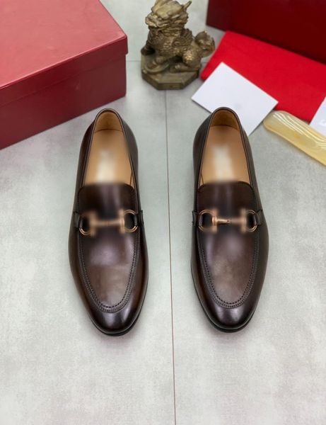 2023 mens designer dress shoes black brown luxury fashion gentle men casual toe prom evening shoe with box8361226
2023 mens designer dress shoes black brown luxury fashion gentle men casual toe prom evening shoe with box8361226