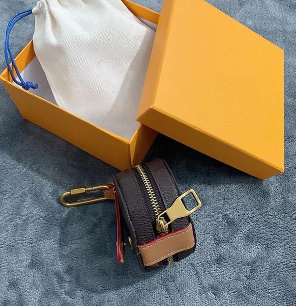 womens fashion keychain wallet designer handmade leather key chains holder men letter keychains women luxury lady coin purse acc4283396, Silver
womens fashion keychain wallet designer handmade leather key chains holder men letter keychains women luxury lady coin purse acc4283396, Silver