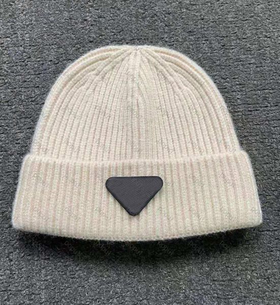 2021 fashion men039s and women039s design hats winter knitted wool padded visor tassel beanie4626962, Blue;gray
2021 fashion men039s and women039s design hats winter knitted wool padded visor tassel beanie4626962, Blue;gray