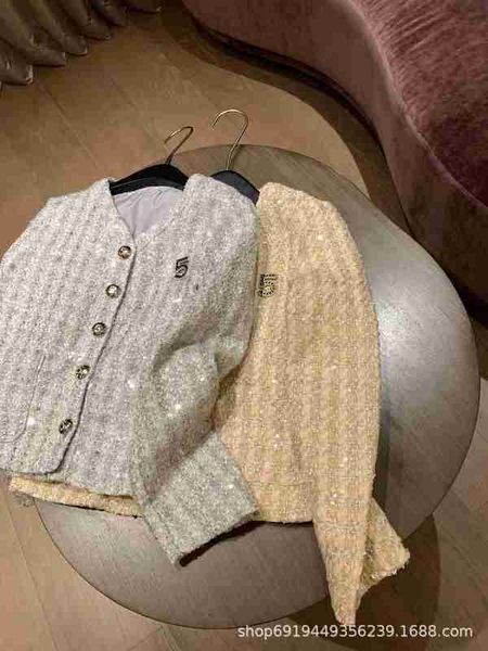 womens jackets designer luxury cardigan autumn new beaded embroidered coat with breast pin decoration for slim fit and stylish versatility, Black;brown
womens jackets designer luxury cardigan autumn new beaded embroidered coat with breast pin decoration for slim fit and stylish versatility, Black;brown