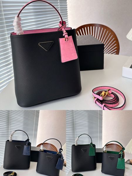 designer crossbody bag tote bag womens bucket bag p letter fashion shoulder bag large capacity new tote bag
designer crossbody bag tote bag womens bucket bag p letter fashion shoulder bag large capacity new tote bag