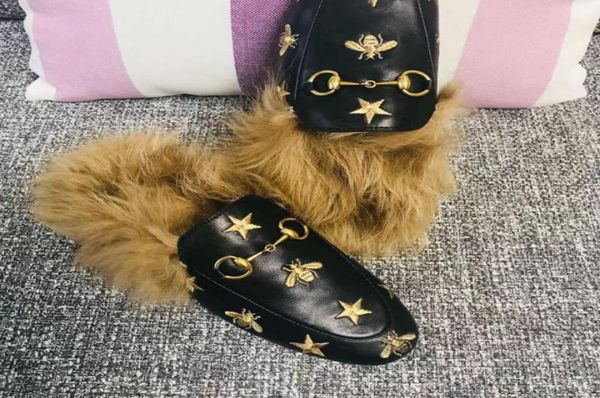 2018 new women039s fur slippers leather slippers designer fashion leather leather shoes metal chains women039s casual h8237656, Black
2018 new women039s fur slippers leather slippers designer fashion leather leather shoes metal chains women039s casual h8237656, Black