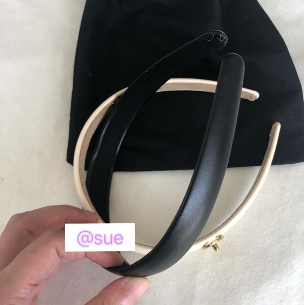 classic black or cream color pu headhand fashion hairhand smartcc lock classic vip gift collection hair jwewrly have stamped9636825, Golden;silver
classic black or cream color pu headhand fashion hairhand smartcc lock classic vip gift collection hair jwewrly have stamped9636825, Golden;silver