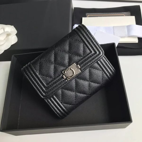 2023 new fashion designer wallet luxury women handbag purse black pink calfskin leather card holders 6 card position vintage hardware, Red;black
2023 new fashion designer wallet luxury women handbag purse black pink calfskin leather card holders 6 card position vintage hardware, Red;black