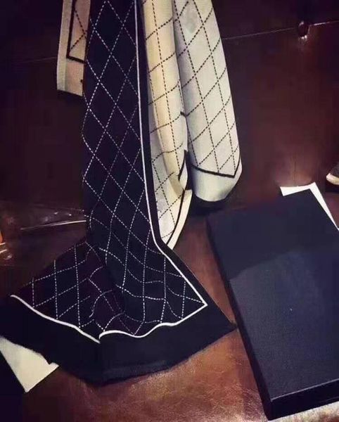 classic letter plaid scarf for women 2 color double double color shawl high qualtiy wool cashmere scarves for woman without box9944923, Blue;gray
classic letter plaid scarf for women 2 color double double color shawl high qualtiy wool cashmere scarves for woman without box9944923, Blue;gray