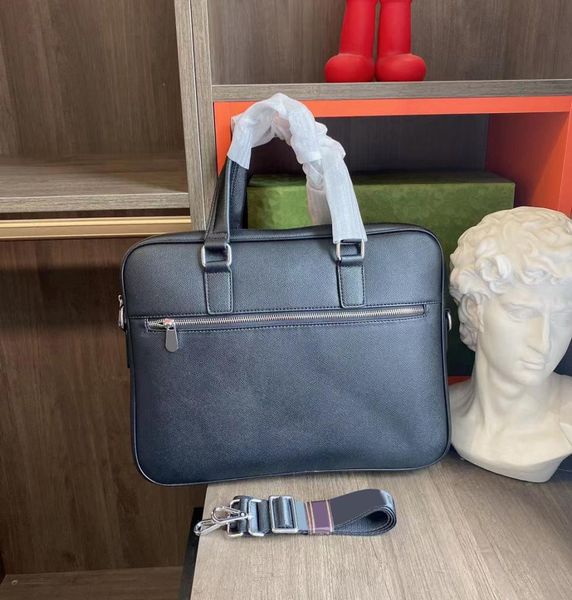designers bag men briefcase lapbags business package solid color leather handbag high capacity shoulder handbags versatile 9173240
designers bag men briefcase lapbags business package solid color leather handbag high capacity shoulder handbags versatile 9173240