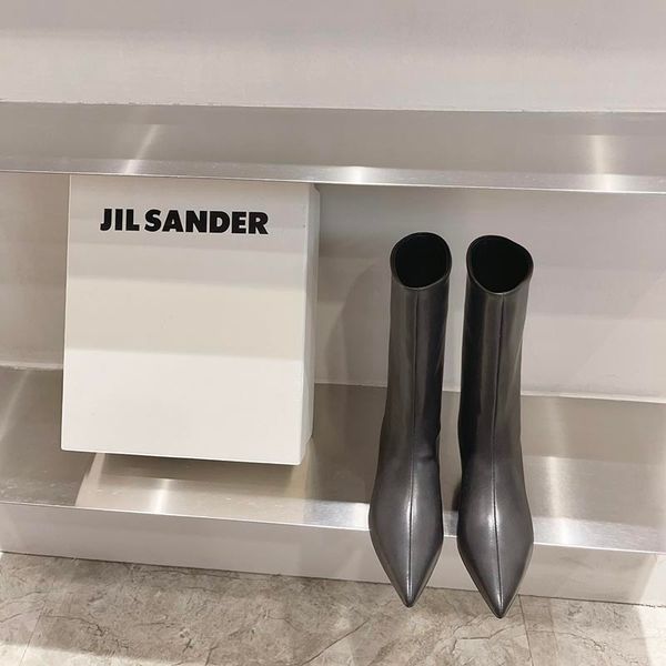 jilsander designer boots booties spring and autumn stiletto heeled cowhide boots pointed toe seed-leg elastic boots, Black
jilsander designer boots booties spring and autumn stiletto heeled cowhide boots pointed toe seed-leg elastic boots, Black