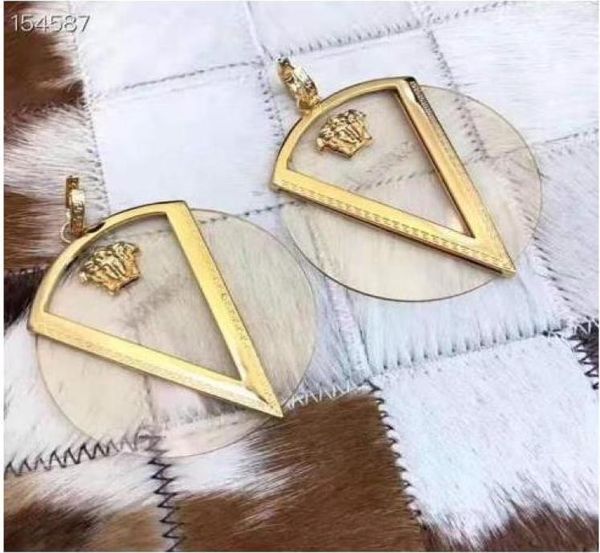 europe and the united states fashion luxury custommade selling beauty earrings earrings selected brass silver needle classic 6916461, Golden;silver
europe and the united states fashion luxury custommade selling beauty earrings earrings selected brass silver needle classic 6916461, Golden;silver