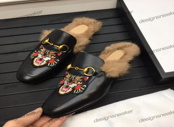 women mens fur slippers sliders mules scuffs mens leather loafers platform casual shoes sneaker bee snake printed with metal chain5736954, Black
women mens fur slippers sliders mules scuffs mens leather loafers platform casual shoes sneaker bee snake printed with metal chain5736954, Black