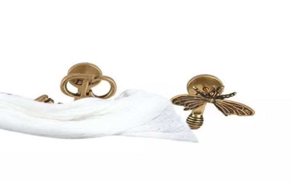 c1430 european and american personality retro brass punk earring bee letters asymmetrical fan ear stud woman charm jewelr1625064, Golden;silver
c1430 european and american personality retro brass punk earring bee letters asymmetrical fan ear stud woman charm jewelr1625064, Golden;silver