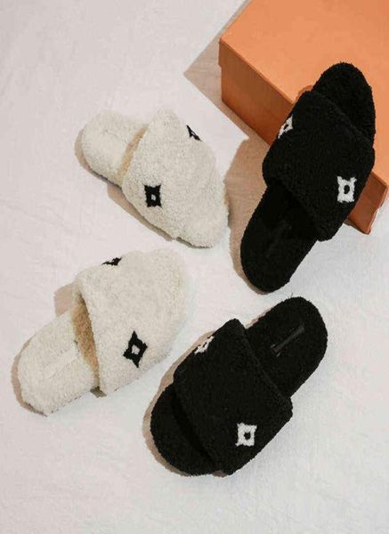 2022 new designers winter luxurys women wool slippers fur fluffy furry warm letters sandals comfortable embroidery flip flop size 8200494, Black
2022 new designers winter luxurys women wool slippers fur fluffy furry warm letters sandals comfortable embroidery flip flop size 8200494, Black