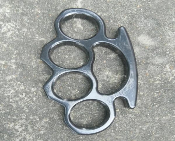 thick and powerful belt buckle for men and women brass knuckle dusters black steel knuckles 1pc8004950, Silver
thick and powerful belt buckle for men and women brass knuckle dusters black steel knuckles 1pc8004950, Silver