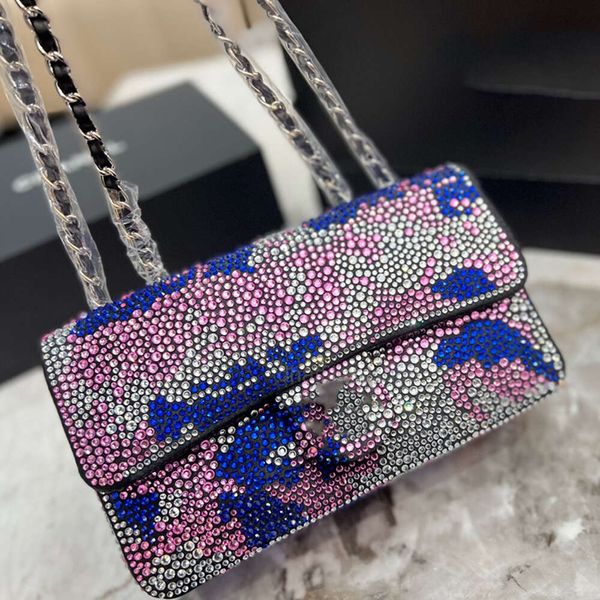 classic flap crystal series shiny bling bling bags silver metal hardware matelasse chain crossbody shoulder purse cosmetic case luxury desig
classic flap crystal series shiny bling bling bags silver metal hardware matelasse chain crossbody shoulder purse cosmetic case luxury desig