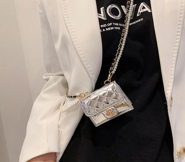 super mini chain crossbody bag for women fashion luxury trendy pearl female shoulder bags pair with skirt purses lipstick bag l05993062
super mini chain crossbody bag for women fashion luxury trendy pearl female shoulder bags pair with skirt purses lipstick bag l05993062