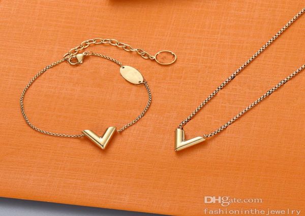 fashion necklace designer jewelry women luxury gift love 14k gold chain letter pendant necklaces and bracelets with letters for te1670039, Silver
fashion necklace designer jewelry women luxury gift love 14k gold chain letter pendant necklaces and bracelets with letters for te1670039, Silver