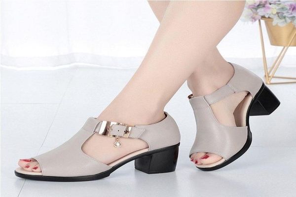 sandals women summer 2022 med heels peep toe shoes slippers fashion desiger pu leather casual wedding pumps shoe womansandals1103590, Black
sandals women summer 2022 med heels peep toe shoes slippers fashion desiger pu leather casual wedding pumps shoe womansandals1103590, Black