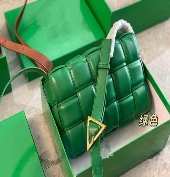 designer bag s handbag luxury women fashion shoulder crossbody bags versatile purses totes saddle venetta wallet 8k3072111
designer bag s handbag luxury women fashion shoulder crossbody bags versatile purses totes saddle venetta wallet 8k3072111