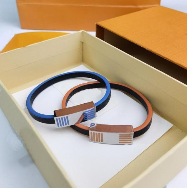 europe america fashion men lady women enamel engraved v letter silvercolour hardware edge it leather bracelet bangle 2 color7728326, Black
europe america fashion men lady women enamel engraved v letter silvercolour hardware edge it leather bracelet bangle 2 color7728326, Black
