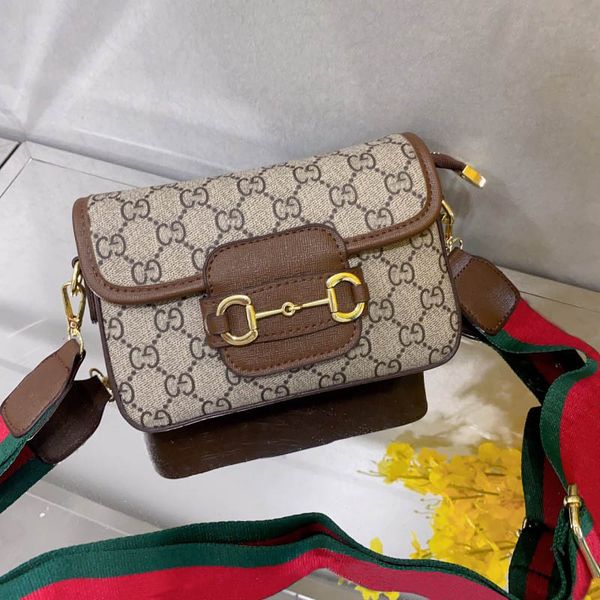 2023 saddles bag classic designer gg bag fashion brand wallet vintage ladies brown leather ggity handbag designer shoulder bag
2023 saddles bag classic designer gg bag fashion brand wallet vintage ladies brown leather ggity handbag designer shoulder bag