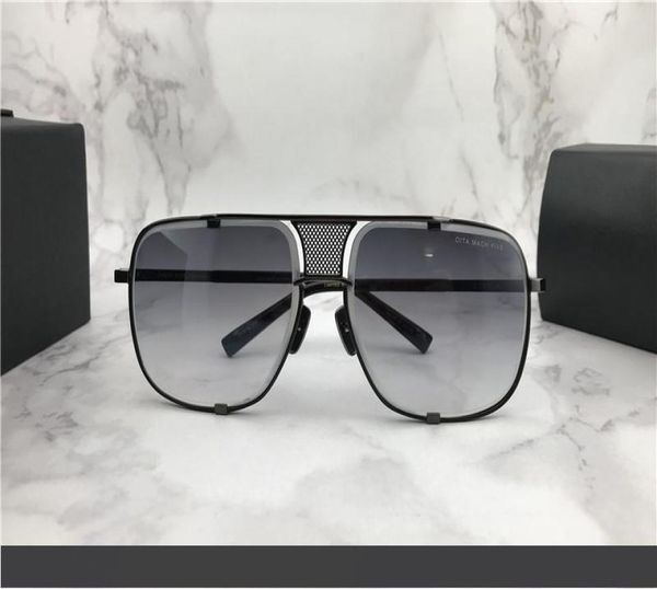 square sunglasses gold black frame grey gradient sunglasses drive sun glass eyewear new with box9086116, White;black
square sunglasses gold black frame grey gradient sunglasses drive sun glass eyewear new with box9086116, White;black