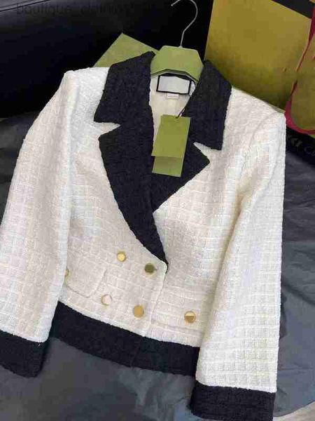 2023 designer jackets for womens black spliced polo collar double breasted woven wool short coat, Black;brown
2023 designer jackets for womens black spliced polo collar double breasted woven wool short coat, Black;brown