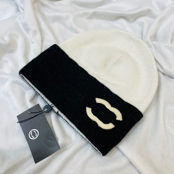 Winter Women Designer Letter Hat Outdoor Beanie Bonnet Man Head Warm Cashmere Knitted Skull Cap Trucker F Bonnet Designer Beanie, White
Winter Women Designer Letter Hat Outdoor Beanie Bonnet Man Head Warm Cashmere Knitted Skull Cap Trucker F Bonnet Designer Beanie, White