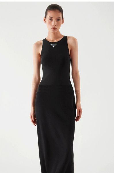 designer women's casual dress classic vintage dresses simple sleeveless high-quality knitted fabric has a high elastic weight of approx, Black;gray
designer women's casual dress classic vintage dresses simple sleeveless high-quality knitted fabric has a high elastic weight of approx, Black;gray
