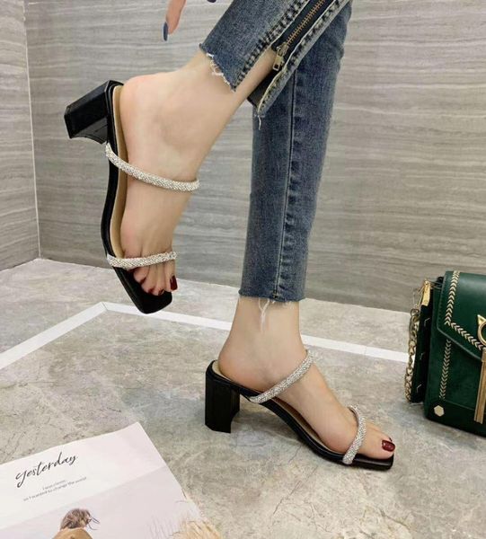 2020052601y iovryblack genuine leather rhinestone chunky kitrne heels slides sandals 6cm lambskin fashion square to9257259, Black
2020052601y iovryblack genuine leather rhinestone chunky kitrne heels slides sandals 6cm lambskin fashion square to9257259, Black