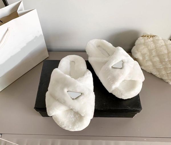 2021 designer women winter plush slippers indoor le shoes warm fox fur for slides flip flops size 35407346093, Black
2021 designer women winter plush slippers indoor le shoes warm fox fur for slides flip flops size 35407346093, Black