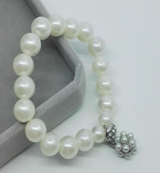 fashion european and american popular new pearl ball bracelet ol lady flash diamond bracelet fashion classic elegant5742569, Black
fashion european and american popular new pearl ball bracelet ol lady flash diamond bracelet fashion classic elegant5742569, Black