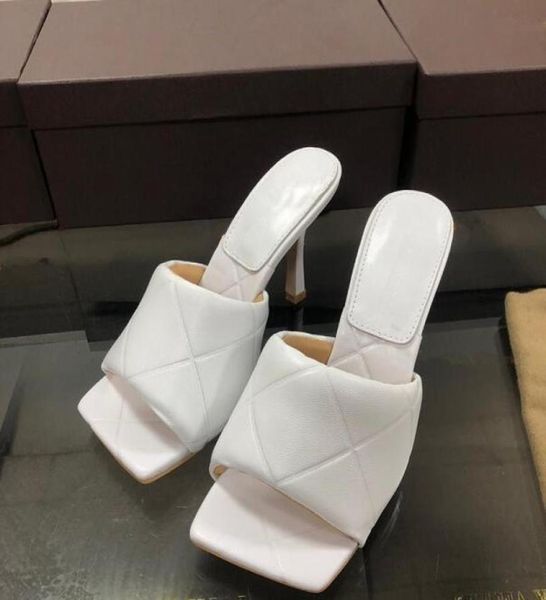 2021 the new matte leather lozenshaped stiletto sandals for women feature unique square toe open toe comfortable casual su4143514, Black
2021 the new matte leather lozenshaped stiletto sandals for women feature unique square toe open toe comfortable casual su4143514, Black