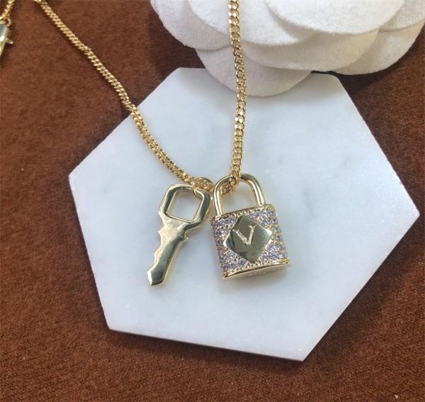 retro lock key pendant necklaces designer women men carving letter jewelry pendants necklace couple accessories lover gifts9957367, Silver
retro lock key pendant necklaces designer women men carving letter jewelry pendants necklace couple accessories lover gifts9957367, Silver