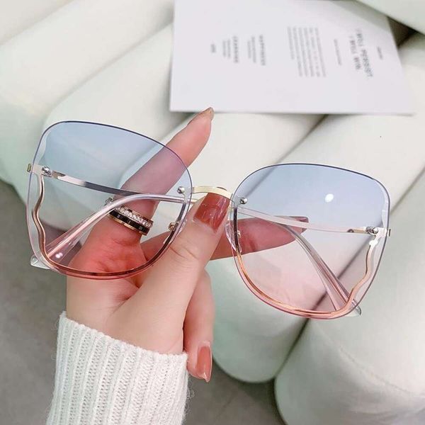 framelless cut edge sunglasses for women fashion butterfly driving, White;black
framelless cut edge sunglasses for women fashion butterfly driving, White;black