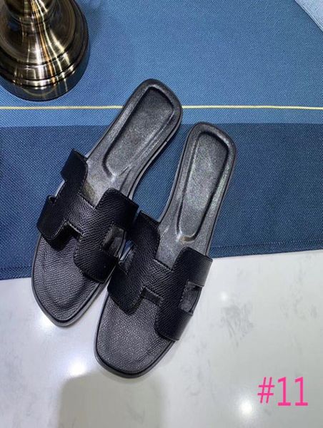 luxury designer scuffs womens slipper summer sandals beach slide slippers girls flip flops loafers size 3542 with box6546413, Black
luxury designer scuffs womens slipper summer sandals beach slide slippers girls flip flops loafers size 3542 with box6546413, Black