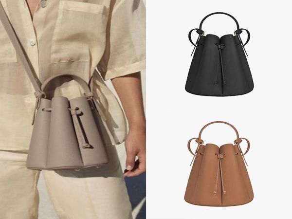 evening bags numero huit bucket bags designer full-grained leather tote crossbody gold-plated stainless-steel hardware handbags suede leathe
evening bags numero huit bucket bags designer full-grained leather tote crossbody gold-plated stainless-steel hardware handbags suede leathe