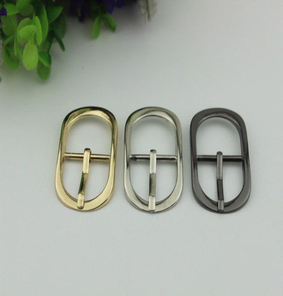 20mm25mm metal shoes buckles belt pin buckle bag strap adjustable diy clothing garment leather sewing accessories5413603, Black
20mm25mm metal shoes buckles belt pin buckle bag strap adjustable diy clothing garment leather sewing accessories5413603, Black