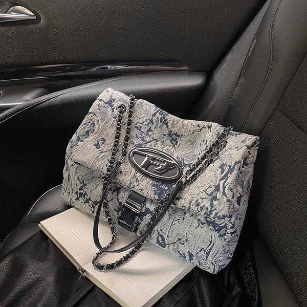women luxury designer bags niche design jingle bag tote large-capacity korean custom chain denim one-shoulder crossbody homeless fashion eve
women luxury designer bags niche design jingle bag tote large-capacity korean custom chain denim one-shoulder crossbody homeless fashion eve