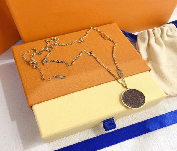 2021 women luxury designer jewelry roman numeral ceramic pendant necklaces rosegold color stainless steel mens necklace gold chain5921803, Silver
2021 women luxury designer jewelry roman numeral ceramic pendant necklaces rosegold color stainless steel mens necklace gold chain5921803, Silver