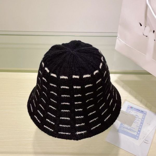 2023 designer hats men's and women's bucket hats, fisherman's hats, berets, sun-proof visor hats, bareheaded baseball caps, k, Blue;gray
2023 designer hats men's and women's bucket hats, fisherman's hats, berets, sun-proof visor hats, bareheaded baseball caps, k, Blue;gray