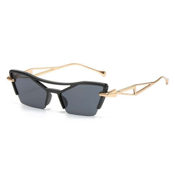 retro cat eye sunglasses fashionable metal double beam hollowed out for women, White;black
retro cat eye sunglasses fashionable metal double beam hollowed out for women, White;black