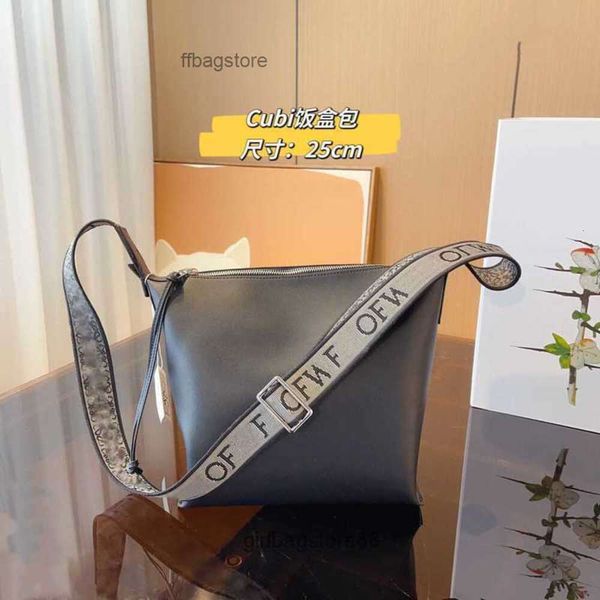 lowe shoulder cubi men's spain wide bags girl crossbody lady bag strap designer lunch large embroidered capacity commuting high-end mes
lowe shoulder cubi men's spain wide bags girl crossbody lady bag strap designer lunch large embroidered capacity commuting high-end mes