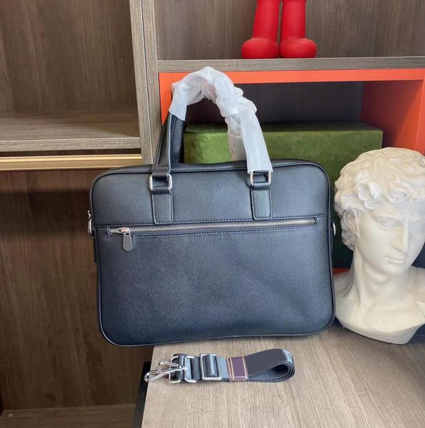 designers bag men briefcase lapbags business package solid color leather handbag high capacity shoulder handbags versatile 4627454
designers bag men briefcase lapbags business package solid color leather handbag high capacity shoulder handbags versatile 4627454
