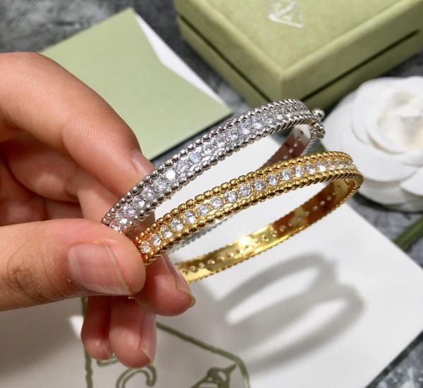 2020 vab3 fine fashion accessories v letter bracelet for women gift have diffferent styles choose set full white zircon1820925, Black
2020 vab3 fine fashion accessories v letter bracelet for women gift have diffferent styles choose set full white zircon1820925, Black